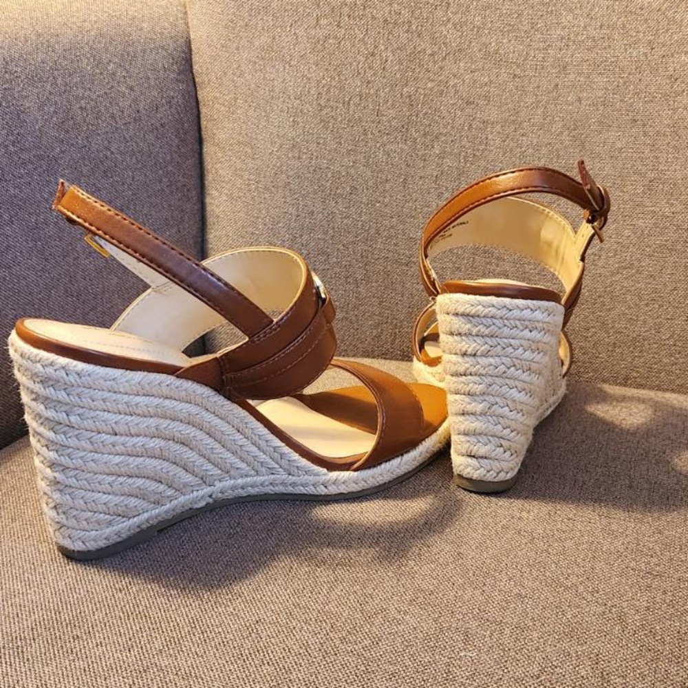 Liz Claiborne size 7